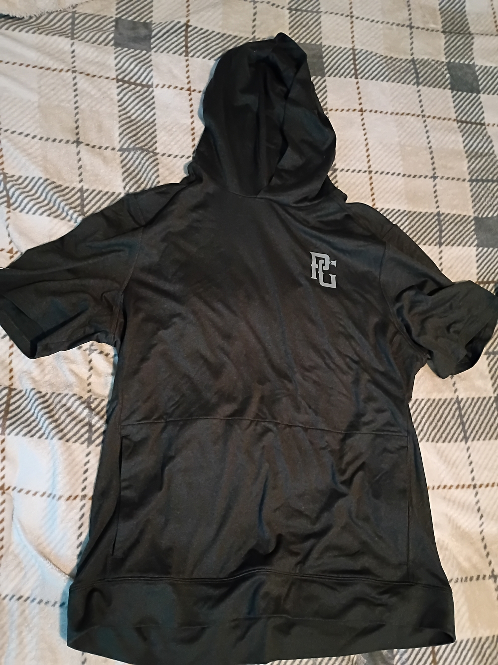 Gym, T Shirt Dugout Short Sleeve Hodie-Size M